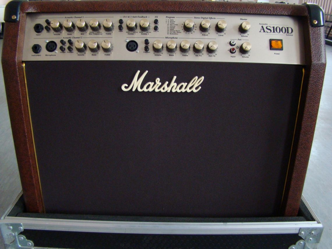 MARSHALL AS100D Acoustic solid state guitar amp