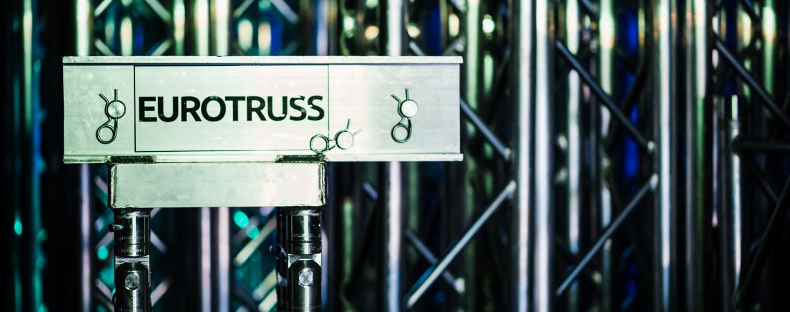 Eurotruss skatuve 9x8x7,5m